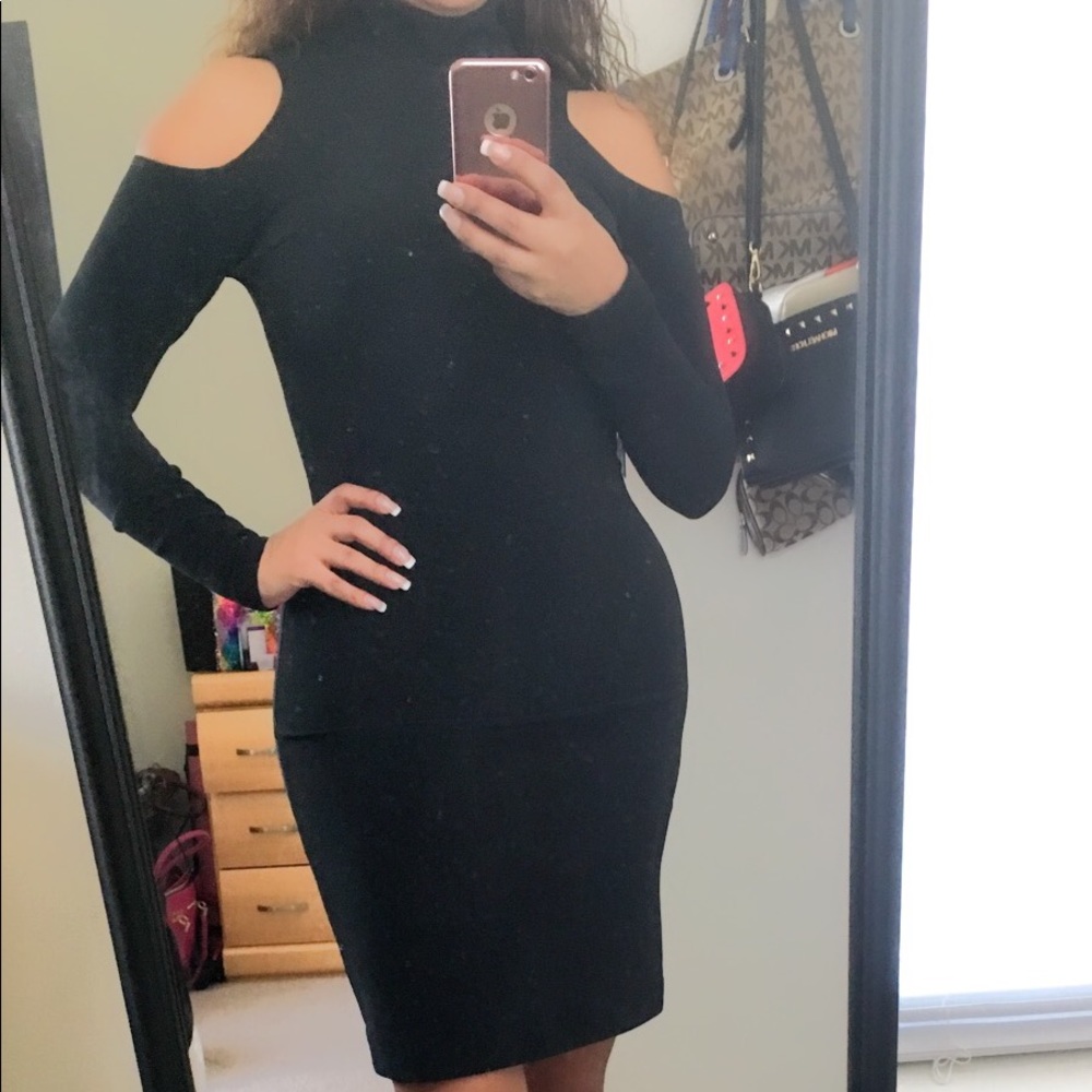 Off Shoulder Dress Sz 6